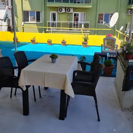 Quarto em Acomodações Particulares Ada Azure Pansiyon Kusadası